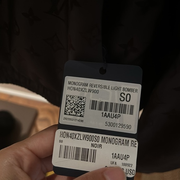 Louis Vuitton Monogram Reversible Bomber Unisex NWT size S - Picture 3 of 8
